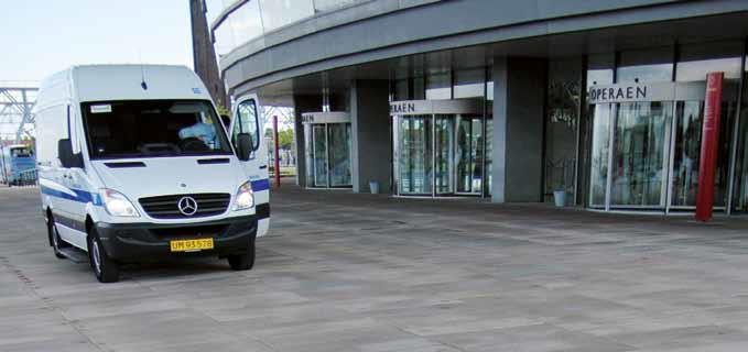 Handicapkørsel fra dør til dør - Orientering om optagelse i Flextrafiks kørselsordning Trafikselskabet Movia har ansvaret for den kollektive bustrafik i Østdanmark.
