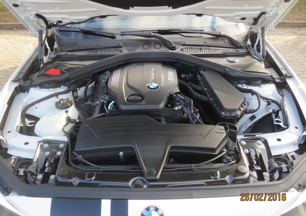 Motorrum for BMW 118d: Sprinklervæske